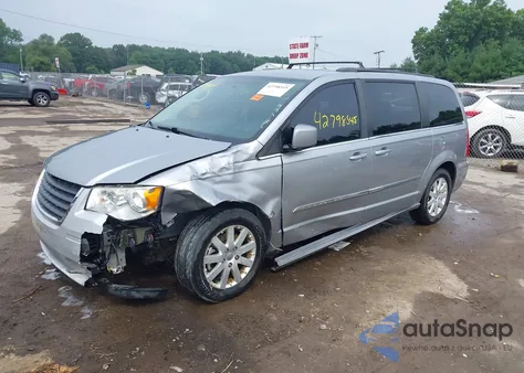 2016 Chrysler Town & Country Touring из США, поврежденный, VIN 2C4RC1BG7GR214420